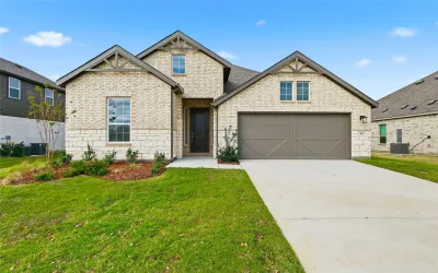 Single Family Residence For Sale in Ellis County , 565 Pebble Drive, Waxahachie, Texas 75167, 4 Bedrooms, 3 Bathrooms, 2 Garage spaces, 2,211 Sqft, built in 2025, New Construction - Incomplete, Price $399,390, mls#20972906, Real Estate Agent in Waxahachie, Homes For Sale in Ellis county, Homes For Sale in Waxahachie, Realtor in Waxahachie Texas, Real Estate Brokerage Independent Realty Texas, Luminita Cordes Realtor