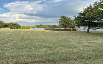 Improved Land For Sale in Hunt County , 709 S Grand Street, Wolfe City, Texas 75496, 0, 0, Garage spaces, 0 Sqft, built in 0, Price $30,000, mls#21029536, Real Estate Agent in Wolfe City, Homes For Sale in Hunt county, Homes For Sale in Wolfe City, Realtor in Wolfe City Texas, Real Estate Brokerage Independent Realty Texas, Luminita Cordes Realtor