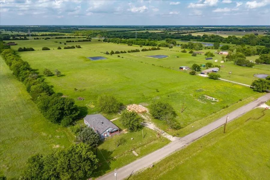 Improved Land For Sale in Hunt County , 728 County Road 1001, Greenville, Texas 75401, 0, 0, Garage spaces, 0 Sqft, built in 1935, Price $750,000, mls#21092731, Real Estate Agent in Greenville, Homes For Sale in Hunt county, Homes For Sale in Greenville, Realtor in Greenville Texas, Real Estate Brokerage Independent Realty Texas, Luminita Cordes Realtor