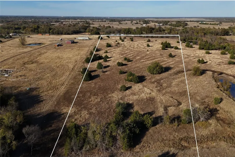 Unimproved Land For Sale in Hunt County , 10 Acres County Road 4115, Campbell, Texas 75422, 0, 0, Garage spaces, 0 Sqft, built in 0, Price $200,000, mls#21107543, Real Estate Agent in Campbell, Homes For Sale in Hunt county, Homes For Sale in Campbell, Realtor in Campbell Texas, Real Estate Brokerage Independent Realty Texas, Luminita Cordes Realtor