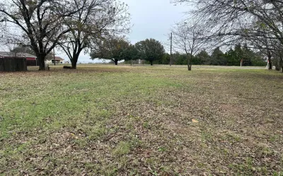 Unimproved Land For Sale in Grayson County , TBD Bryant - Cardinal Lane, Pottsboro, Texas 75076, 0, 0, Garage spaces, 0 Sqft, built in 0, Price $69,900, mls#21119621, Real Estate Agent in Pottsboro, Homes For Sale in Grayson county, Homes For Sale in Pottsboro, Realtor in Pottsboro Texas, Real Estate Brokerage Independent Realty Texas, Luminita Cordes Realtor