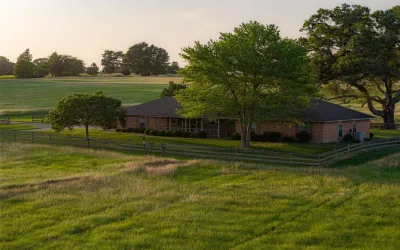 Single Family Residence For Sale in Henderson County , 13612 County Road 3900, Athens, Texas 75752, 3 Bedrooms, 3 Bathrooms, 2 Garage spaces, 1,939 Sqft, built in 1982, Price $1,950,000, mls#21122401, Real Estate Agent in Athens, Homes For Sale in Henderson county, Homes For Sale in Athens, Realtor in Athens Texas, Real Estate Brokerage Independent Realty Texas, Luminita Cordes Realtor