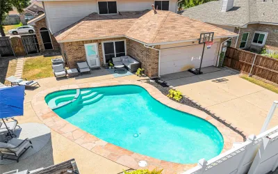 Single Family Residence For Sale in Dallas County , 6529 Bandalia Drive, Rowlett, Texas 75089, 3 Bedrooms, 3 Bathrooms, 2 Garage spaces, 1,780 Sqft, built in 1987, Price $325,000, mls#21127177, Real Estate Agent in Rowlett, Homes For Sale in Dallas county, Homes For Sale in Rowlett, Realtor in Rowlett Texas, Real Estate Brokerage Independent Realty Texas, Luminita Cordes Realtor