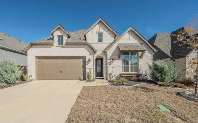 Single Family Residence For Sale in Denton County , 4012 Prickly Pear Avenue, Aubrey, Texas 76227, 4 Bedrooms, 3 Bathrooms, 2 Garage spaces, 2,331 Sqft, built in 2022, Preowned, Price $415,000, mls#21129684, Real Estate Agent in Aubrey, Homes For Sale in Denton county, Homes For Sale in Aubrey, Realtor in Aubrey Texas, Real Estate Brokerage Independent Realty Texas, Luminita Cordes Realtor