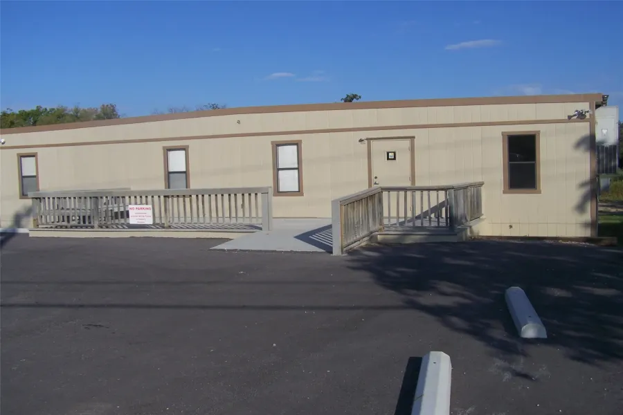 Office For Sale in Brown County , 704 Early Blvd Boulevard, Early, Texas 76802, 0, 0, Garage spaces, 0 Sqft, built in 1988, Preowned, Price $179,500, mls#21147560, Real Estate Agent in Early, Homes For Sale in Brown county, Homes For Sale in Early, Realtor in Early Texas, Real Estate Brokerage Independent Realty Texas, Luminita Cordes Realtor