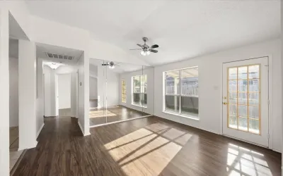 Single Family Residence For Sale in Tarrant County , 6324 Fern Meadow Drive, Fort Worth, Texas 76179, 3 Bedrooms, 2 Bathrooms, 2 Garage spaces, 1,575 Sqft, built in 1997, Price $259,900, mls#21147010, Real Estate Agent in Fort Worth, Homes For Sale in Tarrant county, Homes For Sale in Fort Worth, Realtor in Fort Worth Texas, Real Estate Brokerage Independent Realty Texas, Luminita Cordes Realtor