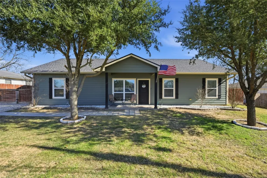 Single Family Residence For Sale in Mc Lennan County , 12992 Old Dallas Road, West, Texas 76691, 3 Bedrooms, 2 Bathrooms, Garage spaces, 1,696 Sqft, built in 2015, Price $389,900, mls#21155512, Real Estate Agent in West, Homes For Sale in Mc Lennan county, Homes For Sale in West, Realtor in West Texas, Real Estate Brokerage Independent Realty Texas, Luminita Cordes Realtor