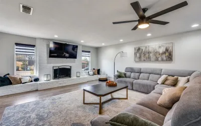 Single Family Residence For Sale in Tarrant County , 348 Thompson Street, Fort Worth, Texas 76134, 4 Bedrooms, 2 Bathrooms, 2 Garage spaces, 1,887 Sqft, built in 1965, Price $275,000, mls#21166072, Real Estate Agent in Fort Worth, Homes For Sale in Tarrant county, Homes For Sale in Fort Worth, Realtor in Fort Worth Texas, Real Estate Brokerage Independent Realty Texas, Luminita Cordes Realtor