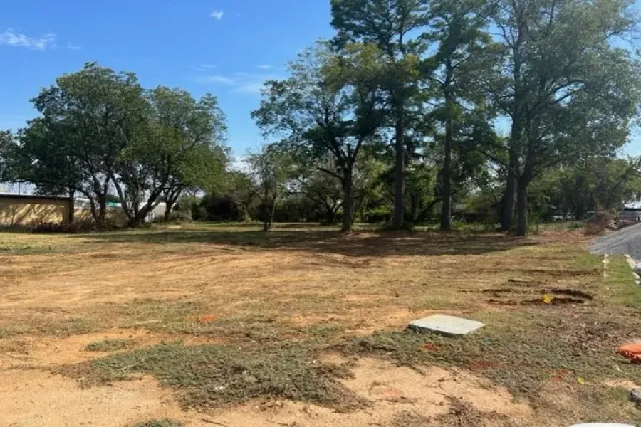 Unimproved Land For Sale in Denton County , 631 Acme Street, Denton, Texas 76205, 0, 0, Garage spaces, 0 Sqft, built in 0, Price $424,900, mls#21178593, Real Estate Agent in Denton, Homes For Sale in Denton county, Homes For Sale in Denton, Realtor in Denton Texas, Real Estate Brokerage Independent Realty Texas, Luminita Cordes Realtor