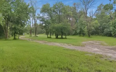 Unimproved Land For Sale in Dallas County , 6606 Bonnie View Road, Dallas, Texas 75241, 0, 0, Garage spaces, 0 Sqft, built in 0, Price $220,000, mls#21177166, Real Estate Agent in Dallas, Homes For Sale in Dallas county, Homes For Sale in Dallas, Realtor in Dallas Texas, Real Estate Brokerage Independent Realty Texas, Luminita Cordes Realtor
