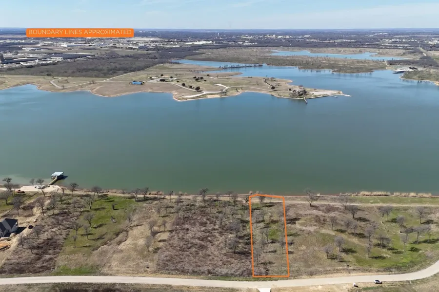 Unimproved Land For Sale in Navarro County , Lot 92 Shoreside Drive, Corsicana, Texas 75109, 0, 0, Garage spaces, 0 Sqft, built in 0, Price $210,000, mls#21188226, Real Estate Agent in Corsicana, Homes For Sale in Navarro county, Homes For Sale in Corsicana, Realtor in Corsicana Texas, Real Estate Brokerage Independent Realty Texas, Luminita Cordes Realtor