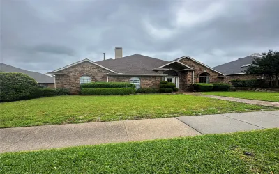 Single Family Residence For Sale in Denton County , 1307 Ponderosa Pine Lane, Carrollton, Texas 75007, 3 Bedrooms, 2 Bathrooms, 2 Garage spaces, 2,170 Sqft, built in 1985, Price $465,000, mls#21196212, Real Estate Agent in Carrollton, Homes For Sale in Denton county, Homes For Sale in Carrollton, Realtor in Carrollton Texas, Real Estate Brokerage Independent Realty Texas, Luminita Cordes Realtor
