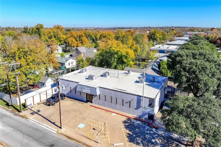 Office For Sale in Tarrant County , 4059 Bryan Avenue, Fort Worth, Texas 76110, 0, 0, Garage spaces, 0 Sqft, built in 1980, Preowned, Price $1,028,500, mls#21220316, Real Estate Agent in Fort Worth, Homes For Sale in Tarrant county, Homes For Sale in Fort Worth, Realtor in Fort Worth Texas, Real Estate Brokerage Independent Realty Texas, Luminita Cordes Realtor