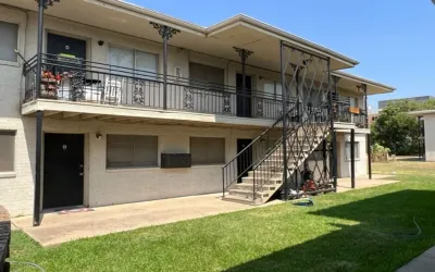 Apartment For Rent in Denton County , 1112 Eagle Drive 5, Denton, Texas 76201, 1 Bedroom, 1 Bathroom, Garage spaces, 450 Sqft, built in 1962, Price $850, mls#21224053, Real Estate Agent in Denton, Homes For Rent in Denton county, Homes For Rent in Denton, Realtor in Denton Texas, Real Estate Brokerage Independent Realty Texas, Luminita Cordes Realtor