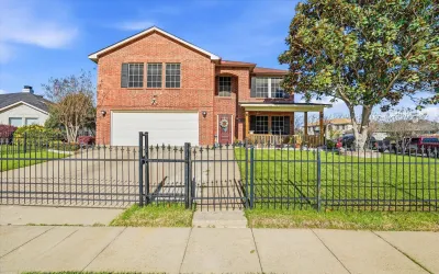 Single Family Residence For Sale in Dallas County , 3551 Red Mine Lane, Grand Prairie, Texas 75052, 5 Bedrooms, 3 Bathrooms, 2 Garage spaces, 3,495 Sqft, built in 2005, Price $630,000, mls#21214964, Real Estate Agent in Grand Prairie, Homes For Sale in Dallas county, Homes For Sale in Grand Prairie, Realtor in Grand Prairie Texas, Real Estate Brokerage Independent Realty Texas, Luminita Cordes Realtor