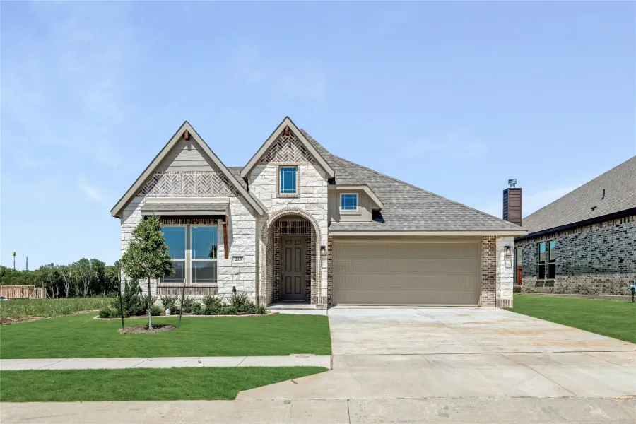 Single Family Residence For Sale in Johnson County , 213 Seminole Trail, Alvarado, Texas 76009, 4 Bedrooms, 3 Bathrooms, 2 Garage spaces, 2,102 Sqft, built in 2025, New Construction - Complete, Price $370,000, mls#21241556, Real Estate Agent in Alvarado, Homes For Sale in Johnson county, Homes For Sale in Alvarado, Realtor in Alvarado Texas, Real Estate Brokerage Independent Realty Texas, Luminita Cordes Realtor