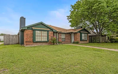 Duplex For Sale in Dallas County , 2614 Stanford Street, Rowlett, Texas 75088, 4 Bedrooms, 4 Bathrooms, 2 Garage spaces, 0 Sqft, built in 1984, Preowned, Price $360,000, mls#21242332, Real Estate Agent in Rowlett, Homes For Sale in Dallas county, Homes For Sale in Rowlett, Realtor in Rowlett Texas, Real Estate Brokerage Independent Realty Texas, Luminita Cordes Realtor