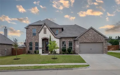 Single Family Residence For Sale in Ellis County , 454 Hillstone Drive, Midlothian, Texas 76065, 4 Bedrooms, 3 Bathrooms, 2 Garage spaces, 3,118 Sqft, built in 2020, Price $495,000, mls#21210352, Real Estate Agent in Midlothian, Homes For Sale in Ellis county, Homes For Sale in Midlothian, Realtor in Midlothian Texas, Real Estate Brokerage Independent Realty Texas, Luminita Cordes Realtor