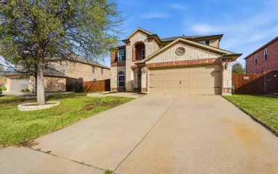 Single Family Residence For Sale in Denton County , 2631 Leisure Lane, Little Elm, Texas 75068, 4 Bedrooms, 4 Bathrooms, 2 Garage spaces, 3,316 Sqft, built in 2005, Price $499,000, mls#21215568, Real Estate Agent in Little Elm, Homes For Sale in Denton county, Homes For Sale in Little Elm, Realtor in Little Elm Texas, Real Estate Brokerage Independent Realty Texas, Luminita Cordes Realtor