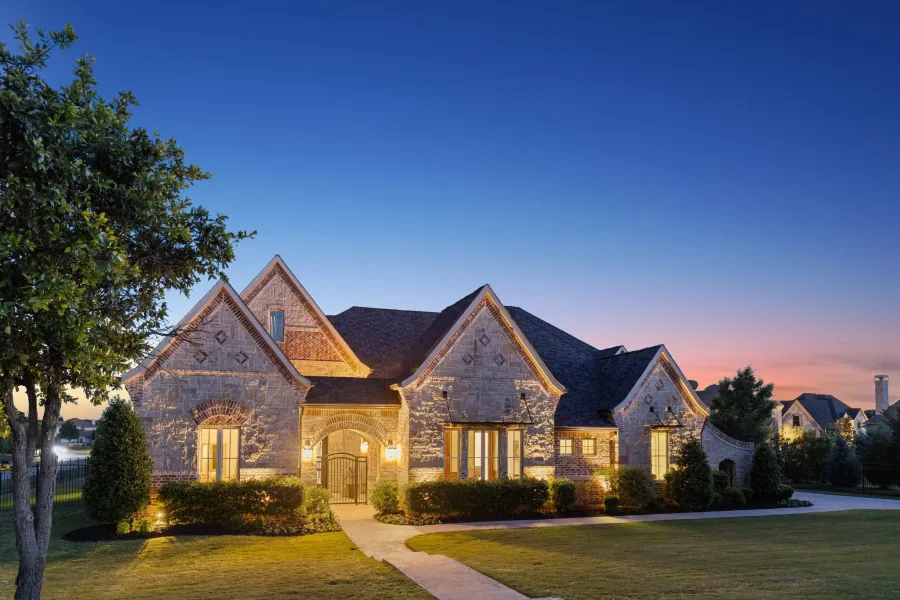 Single Family Residence For Rent in Denton County , 5501 Lake Geneva Court, Flower Mound, Texas 75022, 4 Bedrooms, 6 Bathrooms, 3 Garage spaces, 5,491 Sqft, built in 2010, Preowned, Price $8,500, mls#21244260, Real Estate Agent in Flower Mound, Homes For Rent in Denton county, Homes For Rent in Flower Mound, Realtor in Flower Mound Texas, Real Estate Brokerage Independent Realty Texas, Luminita Cordes Realtor