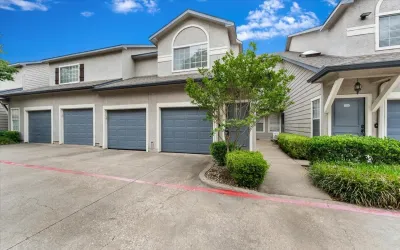 Single Family Residence For Rent in Collin County , 2601 Preston Road, Plano, Texas 75093, 2 Bedrooms, 2 Bathrooms, 1 Garage spaces, 1,246 Sqft, built in 1995, Preowned, Price $1,850, mls#21243575, Real Estate Agent in Plano, Homes For Rent in Collin county, Homes For Rent in Plano, Realtor in Plano Texas, Real Estate Brokerage Independent Realty Texas, Luminita Cordes Realtor