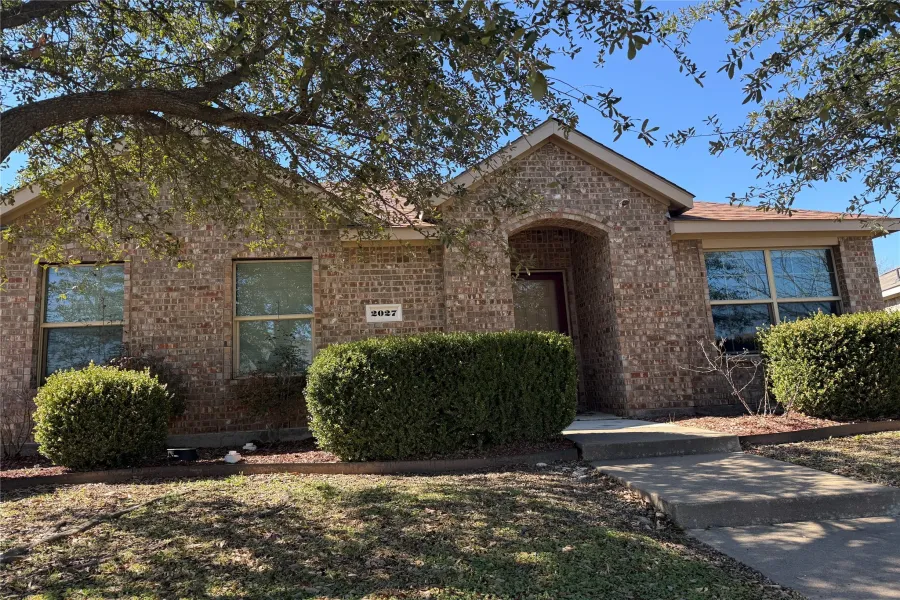 Single Family Residence For Sale in Dallas County , 2027 Fair Weather Drive, Lancaster, Texas 75146, 4 Bedrooms, 2 Bathrooms, 2 Garage spaces, 2,169 Sqft, built in 2014, Price $297,000, mls#21187148, Real Estate Agent in Lancaster, Homes For Sale in Dallas county, Homes For Sale in Lancaster, Realtor in Lancaster Texas, Real Estate Brokerage Independent Realty Texas, Luminita Cordes Realtor