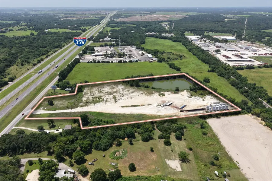 Unimproved Land For Sale in Johnson County , 7924 Interstate 35, Alvarado, Texas 76009, 0, 0, Garage spaces, 0 Sqft, built in 0, Price $3,500,000, mls#21246300, Real Estate Agent in Alvarado, Homes For Sale in Johnson county, Homes For Sale in Alvarado, Realtor in Alvarado Texas, Real Estate Brokerage Independent Realty Texas, Luminita Cordes Realtor