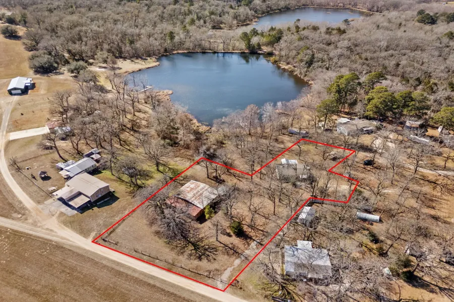 Single Family Residence For Sale in Smith County , 23425 FM 1995, Lindale, Texas 75771, 3 Bedrooms, 2 Bathrooms, Garage spaces, 1,320 Sqft, built in 2017, Price $314,000, mls#21212605, Real Estate Agent in Lindale, Homes For Sale in Smith county, Homes For Sale in Lindale, Realtor in Lindale Texas, Real Estate Brokerage Independent Realty Texas, Luminita Cordes Realtor