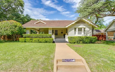 Single Family Residence For Rent in Tarrant County , 2718 Cockrell Avenue, Fort Worth, Texas 76109, 3 Bedrooms, 2 Bathrooms, Garage spaces, 1,756 Sqft, built in 1926, Price $3,800, mls#21249149, Real Estate Agent in Fort Worth, Homes For Rent in Tarrant county, Homes For Rent in Fort Worth, Realtor in Fort Worth Texas, Real Estate Brokerage Independent Realty Texas, Luminita Cordes Realtor