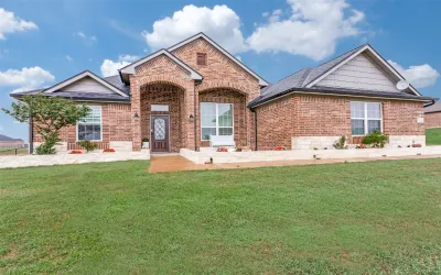 Single Family Residence For Sale in Johnson County , 8624 Tucker Drive, Godley, Texas 76044, 4 Bedrooms, 3 Bathrooms, 3 Garage spaces, 2,669 Sqft, built in 2021, Price $565,000, mls#21243812, Real Estate Agent in Godley, Homes For Sale in Johnson county, Homes For Sale in Godley, Realtor in Godley Texas, Real Estate Brokerage Independent Realty Texas, Luminita Cordes Realtor