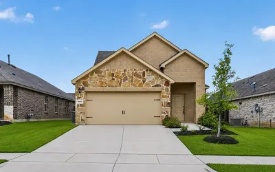Single Family Residence For Sale in Grayson County , 3955 Oak Creek Circle, Denison, Texas 75020, 3 Bedrooms, 3 Bathrooms, 2 Garage spaces, 1,931 Sqft, built in 2022, Price $340,000, mls#21259148, Real Estate Agent in Denison, Homes For Sale in Grayson county, Homes For Sale in Denison, Realtor in Denison Texas, Real Estate Brokerage Independent Realty Texas, Luminita Cordes Realtor