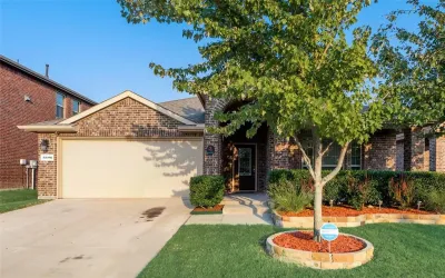 Single Family Residence For Rent in Collin County , 3406 Van Zandt Road, Melissa, Texas 75454, 3 Bedrooms, 2 Bathrooms, 2 Garage spaces, 1,873 Sqft, built in 2014, Price $2,350, mls#21262470, Real Estate Agent in Melissa, Homes For Rent in Collin county, Homes For Rent in Melissa, Realtor in Melissa Texas, Real Estate Brokerage Independent Realty Texas, Luminita Cordes Realtor