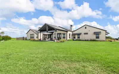 Single Family Residence For Sale in Collin County , 6910 County Road 662, Farmersville, Texas 75442, 4 Bedrooms, 4 Bathrooms, 2 Garage spaces, 3,629 Sqft, built in 2018, Price $1,600,000, mls#21256990, Real Estate Agent in Farmersville, Homes For Sale in Collin county, Homes For Sale in Farmersville, Realtor in Farmersville Texas, Real Estate Brokerage Independent Realty Texas, Luminita Cordes Realtor