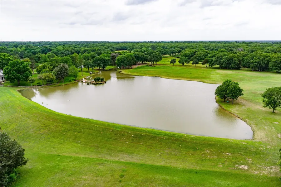 Single Family Residence For Sale in Van Zandt County , 1050 Vz County Road 3704, Wills Point, Texas 75169, 4 Bedrooms, 5 Bathrooms, 4 Garage spaces, 4,023 Sqft, built in 2002, Price $3,750,000, mls#21263624, Real Estate Agent in Wills Point, Homes For Sale in Van Zandt county, Homes For Sale in Wills Point, Realtor in Wills Point Texas, Real Estate Brokerage Independent Realty Texas, Luminita Cordes Realtor