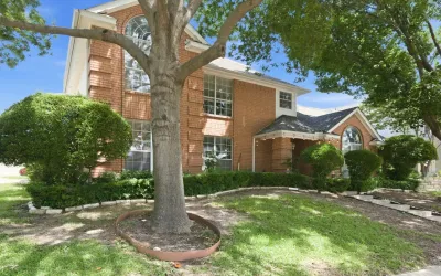 Single Family Residence For Sale in Tarrant County , 8461 Golf Club Circle, Fort Worth, Texas 76179, 3 Bedrooms, 3 Bathrooms, 2 Garage spaces, 1,910 Sqft, built in 1993, Price $337,000, mls#21263459, Real Estate Agent in Fort Worth, Homes For Sale in Tarrant county, Homes For Sale in Fort Worth, Realtor in Fort Worth Texas, Real Estate Brokerage Independent Realty Texas, Luminita Cordes Realtor