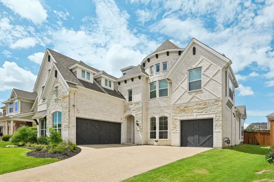 Single Family Residence For Sale in Denton County , 925 Oglethorpe Lane, Savannah, Texas 76227, 5 Bedrooms, 4 Bathrooms, 3 Garage spaces, 3,826 Sqft, built in 2023, Price $799,990, mls#21257308, Real Estate Agent in Savannah, Homes For Sale in Denton county, Homes For Sale in Savannah, Realtor in Savannah Texas, Real Estate Brokerage Independent Realty Texas, Luminita Cordes Realtor