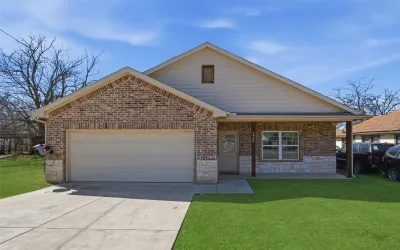 Single Family Residence For Rent in Tarrant County , 3432 Frazier Avenue, Fort Worth, Texas 76110, 3 Bedrooms, 2 Bathrooms, 2 Garage spaces, 1,405 Sqft, built in 2019, Price $2,500, mls#21264485, Real Estate Agent in Fort Worth, Homes For Rent in Tarrant county, Homes For Rent in Fort Worth, Realtor in Fort Worth Texas, Real Estate Brokerage Independent Realty Texas, Luminita Cordes Realtor