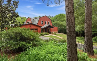 Single Family Residence For Sale in Cherokee County , 2287 CR 3402, Bullard, Texas 75757, 3 Bedrooms, 4 Bathrooms, 2 Garage spaces, 3,200 Sqft, built in 2015, Price $1,625,000, mls#21265249, Real Estate Agent in Bullard, Homes For Sale in Cherokee county, Homes For Sale in Bullard, Realtor in Bullard Texas, Real Estate Brokerage Independent Realty Texas, Luminita Cordes Realtor