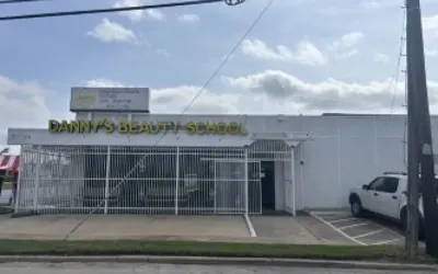 Retail For Sale in Tarrant County , 4000 E Lancaster Avenue, Fort Worth, Texas 76103, 0, 0, Garage spaces, 0 Sqft, built in 1956, Price $625,000, mls#21267920, Real Estate Agent in Fort Worth, Homes For Sale in Tarrant county, Homes For Sale in Fort Worth, Realtor in Fort Worth Texas, Real Estate Brokerage Independent Realty Texas, Luminita Cordes Realtor