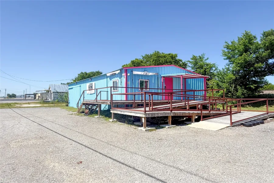 Business For Rent in Wise County , 507 S Business 287, Decatur, Texas 76234, 0, 0, Garage spaces, 0 Sqft, built in 1971, Price $1,750, mls#21267556, Real Estate Agent in Decatur, Homes For Rent in Wise county, Homes For Rent in Decatur, Realtor in Decatur Texas, Real Estate Brokerage Independent Realty Texas, Luminita Cordes Realtor