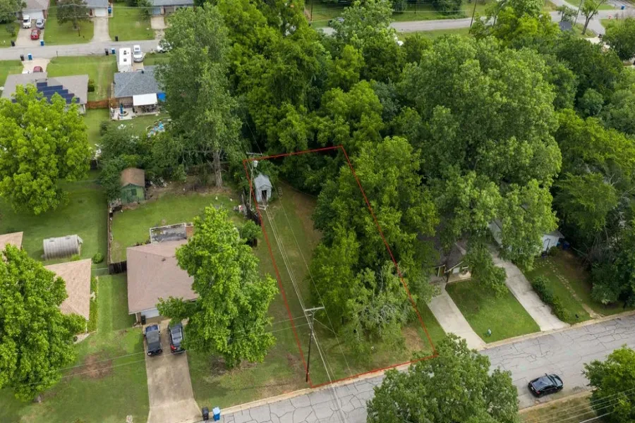 Unimproved Land For Sale in Grayson County , 911 Thatcher Street, Denison, Texas 75020, 0, 0, Garage spaces, 0 Sqft, built in 0, Price $42,000, mls#21270236, Real Estate Agent in Denison, Homes For Sale in Grayson county, Homes For Sale in Denison, Realtor in Denison Texas, Real Estate Brokerage Independent Realty Texas, Luminita Cordes Realtor