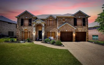 Single Family Residence For Sale in Tarrant County , 12105 Fairway Meadows Drive, Fort Worth, Texas 76179, 5 Bedrooms, 4 Bathrooms, 2 Garage spaces, 3,567 Sqft, built in 2006, Price $615,000, mls#21270478, Real Estate Agent in Fort Worth, Homes For Sale in Tarrant county, Homes For Sale in Fort Worth, Realtor in Fort Worth Texas, Real Estate Brokerage Independent Realty Texas, Luminita Cordes Realtor