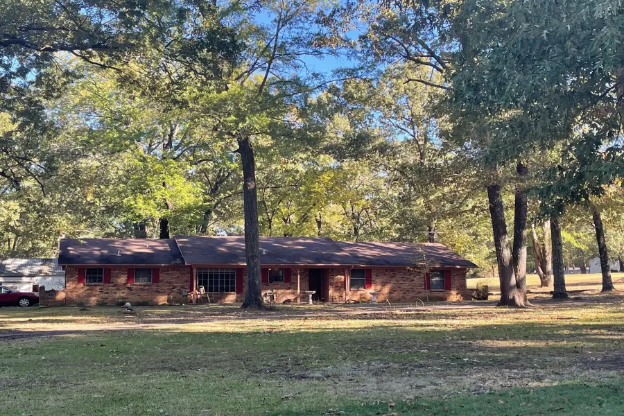 Single Family Residence For Sale in Morris County , 1203 CR 1127, Daingerfield, Texas 75638, 3 Bedrooms, 3 Bathrooms, 2 Garage spaces, 1,800 Sqft, built in 1977, Price $255,000, mls#21270791, Real Estate Agent in Daingerfield, Homes For Sale in Morris county, Homes For Sale in Daingerfield, Realtor in Daingerfield Texas, Real Estate Brokerage Independent Realty Texas, Luminita Cordes Realtor