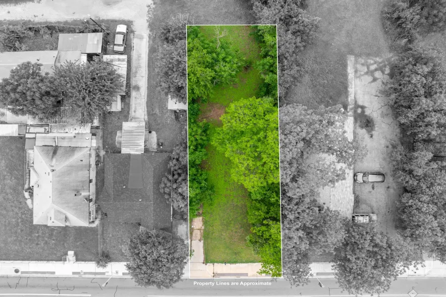 Unimproved Land For Sale in Mc Lennan County , 1116 Elm Street, Waco, Texas 76704, 0, 0, Garage spaces, 0 Sqft, built in 0, Price $30,000, mls#21267497, Real Estate Agent in Waco, Homes For Sale in Mc Lennan county, Homes For Sale in Waco, Realtor in Waco Texas, Real Estate Brokerage Independent Realty Texas, Luminita Cordes Realtor