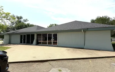Retail For Sale in Henderson County , 406 Lindsey Lane, Athens, Texas 75751, 0, 0, Garage spaces, 0 Sqft, built in 0, Price $259,000, mls#21271685, Real Estate Agent in Athens, Homes For Sale in Henderson county, Homes For Sale in Athens, Realtor in Athens Texas, Real Estate Brokerage Independent Realty Texas, Luminita Cordes Realtor
