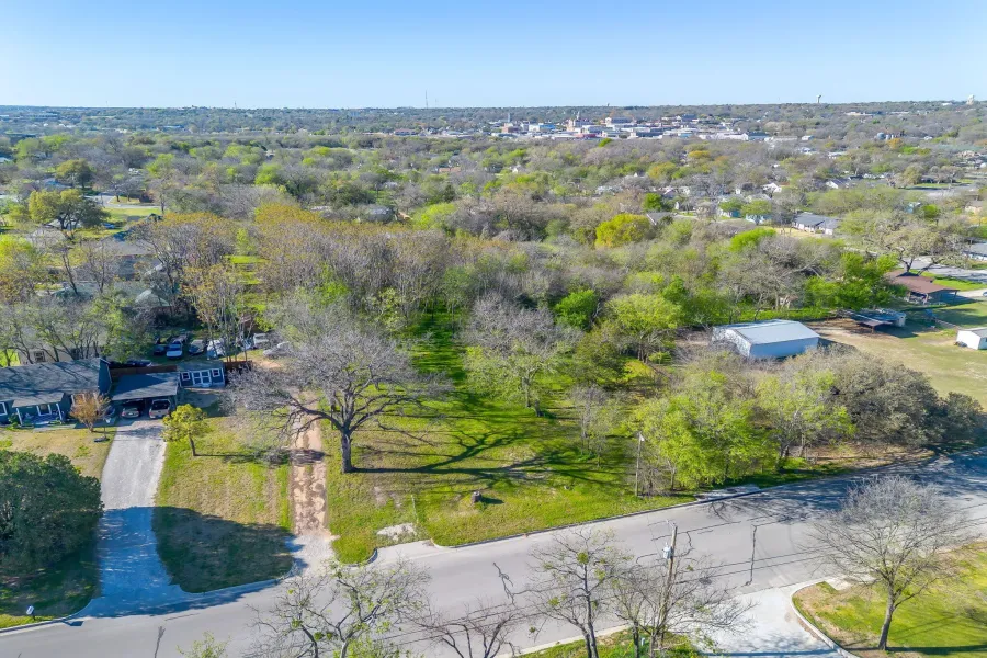 Improved Land For Sale in Parker County , 418 E First Street, Weatherford, Texas 76086, 0, 0, Garage spaces, 0 Sqft, built in 0, Price $299,000, mls#21272191, Real Estate Agent in Weatherford, Homes For Sale in Parker county, Homes For Sale in Weatherford, Realtor in Weatherford Texas, Real Estate Brokerage Independent Realty Texas, Luminita Cordes Realtor