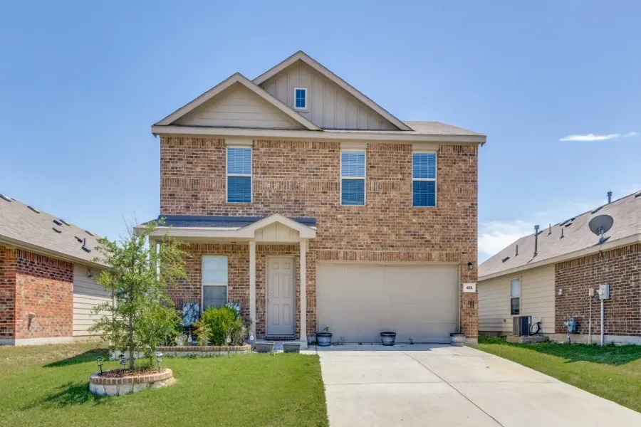 Single Family Residence For Sale in Tarrant County , 409 Falling Star Drive, Fort Worth, Texas 76052, 4 Bedrooms, 2 Bathrooms, 2 Garage spaces, 1,959 Sqft, built in 2019, Price $405,000, mls#21274092, Real Estate Agent in Fort Worth, Homes For Sale in Tarrant county, Homes For Sale in Fort Worth, Realtor in Fort Worth Texas, Real Estate Brokerage Independent Realty Texas, Luminita Cordes Realtor