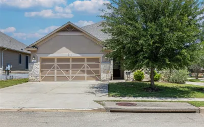 Single Family Residence For Sale in Bell County , 9104 Lonesome Oak Drive, Temple, Texas 76502, 3 Bedrooms, 2 Bathrooms, 2 Garage spaces, 1,624 Sqft, built in 2016, Price $270,000, mls#21275643, Real Estate Agent in Temple, Homes For Sale in Bell county, Homes For Sale in Temple, Realtor in Temple Texas, Real Estate Brokerage Independent Realty Texas, Luminita Cordes Realtor