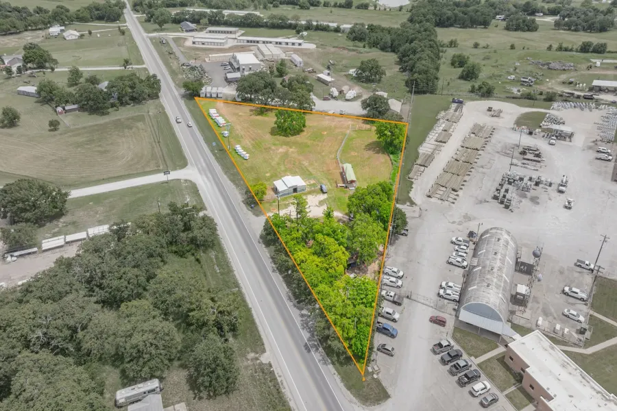 Retail For Sale in Erath County , 1190 US Highway 67, Stephenville, Texas 76401, 0, 0, Garage spaces, 0 Sqft, built in 1963, Price $1,200,000, mls#21269099, Real Estate Agent in Stephenville, Homes For Sale in Erath county, Homes For Sale in Stephenville, Realtor in Stephenville Texas, Real Estate Brokerage Independent Realty Texas, Luminita Cordes Realtor