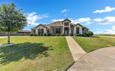 Single Family Residence For Sale in Ellis County , 1231 Colorado Drive, Waxahachie, Texas 75167, 4 Bedrooms, 3 Bathrooms, 2 Garage spaces, 2,279 Sqft, built in 2017, Price $630,000, mls#21267182, Real Estate Agent in Waxahachie, Homes For Sale in Ellis county, Homes For Sale in Waxahachie, Realtor in Waxahachie Texas, Real Estate Brokerage Independent Realty Texas, Luminita Cordes Realtor
